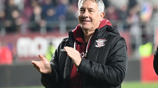 Cristiano Bergodi a ignorat scandările fanilor rapidiști care îi cereau să plece: "Sunt obișnuit, sunt antrenor până când clubul decide"