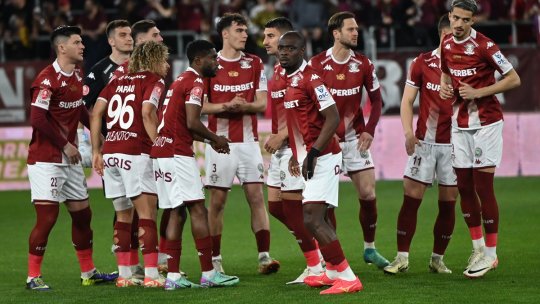 Jucătorul care ar urma să semneze contractul cu Rapid după plecarea lui Bergodi: ”Îl are pe noptieră” / ”Asta va decide noul antrenor”