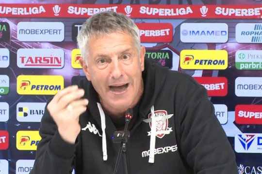 Întrebarea care l-a făcut pe Cristiano Bergodi să ia foc: jurnalistul care l-a supărat a povestit totul