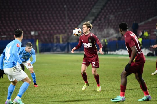 Dan Petrescu începe "curățenia" la CFR Cluj. Ce fotbalist e ca și plecat din Gruia