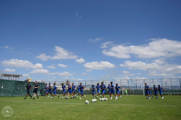 Al Quadisyia evoluează pe un stadion cu o capacitate de 11.000 de locuri din orașul Khobar