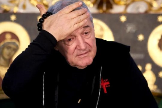 Clauza dubioasă pe care Gigi Becali o impune jucătorilor transferați de FCSB: ”Dacă ajung la FIFA, contractul va fi considerat neregulamentar”