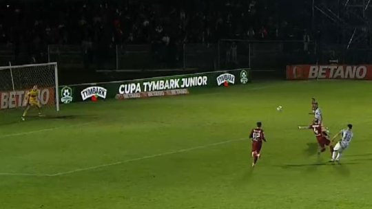 Gol de pus în ramă în Corvinul Hunedoara - CFR Cluj! Sava a rămas mască