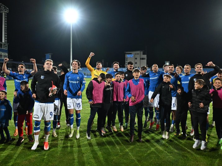 Jucătorii Farului sărbătorind victoria cu CFR Cluj.