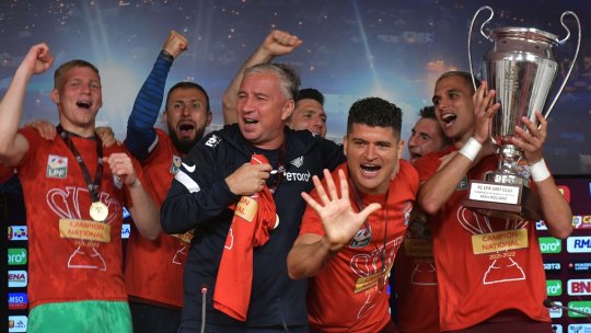 MM Stoica îl dă de gol pe Dan Petrescu. Care va fi primul transfer al viitorului antrenor de la CFR Cluj