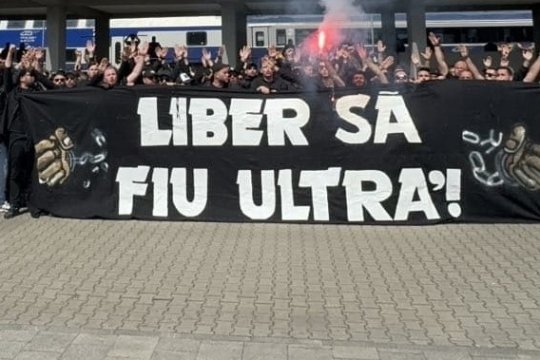 "Pace istorică" înainte de Craiova - Dinamo! Cum au fost surprinși ultrașii celor două echipe