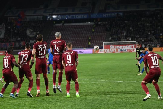 Dan Petrescu taie în carne vie la CFR Cluj! Ce jucători își pregătesc valizele