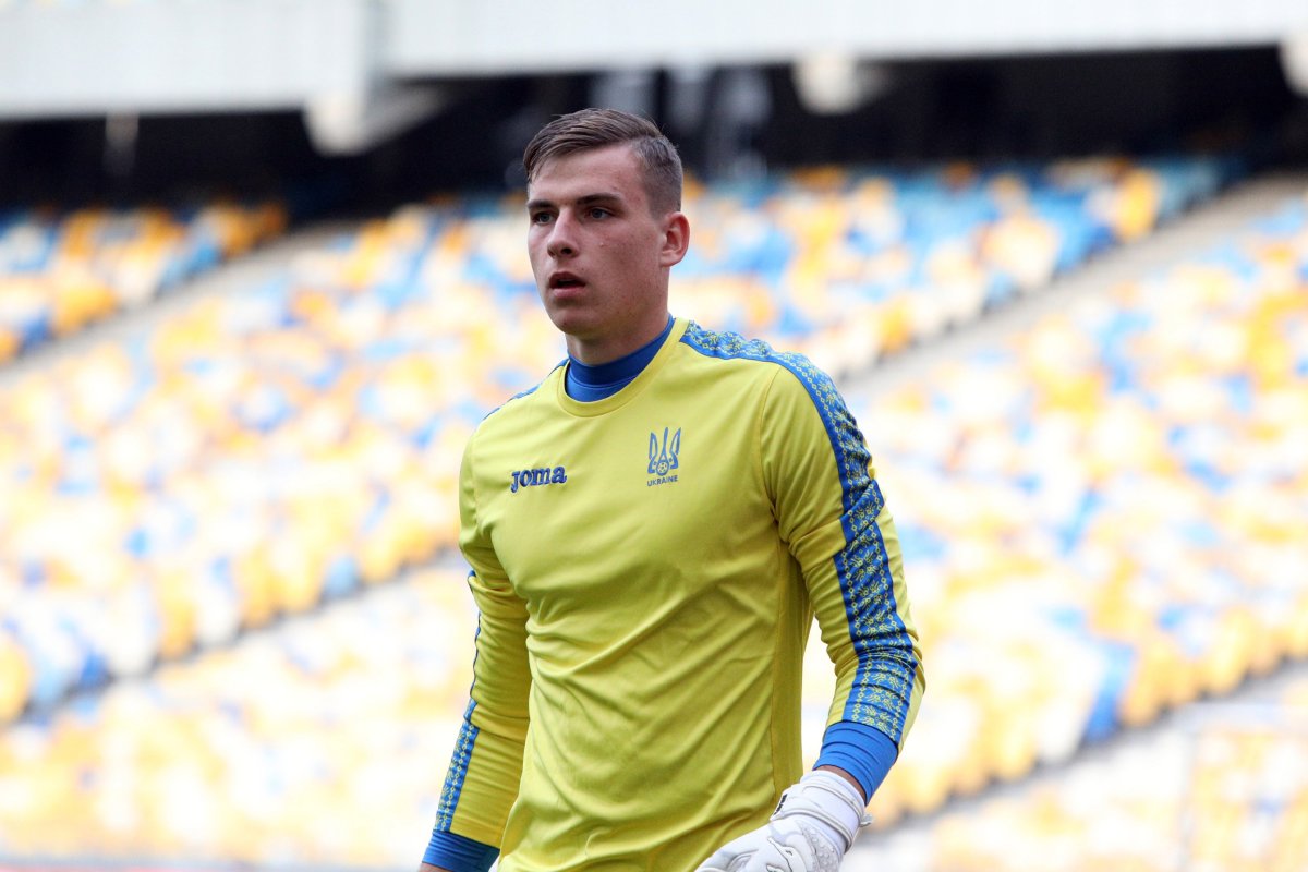 Lunin a debutat la Dnepr în toamna anului 2016