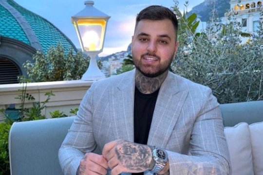 Prima declarație a lui Adrian Mititelu Jr. după internarea la ATI Floreasca: ”Dacă mă găseau cu câteva minute mai târziu, nu mai aveau ce face!”