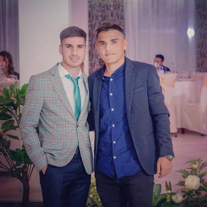 Mădălin Anton (dreapta), fotbalistul de la Hamangia care a admis că a făcut un cont la pariuri