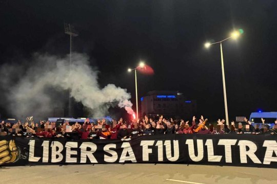 Fraternitate pentru libertate. Rivalitatea dintre două galerii a fost uitată pentru o clipă: "Liber să fiu ultra'!"