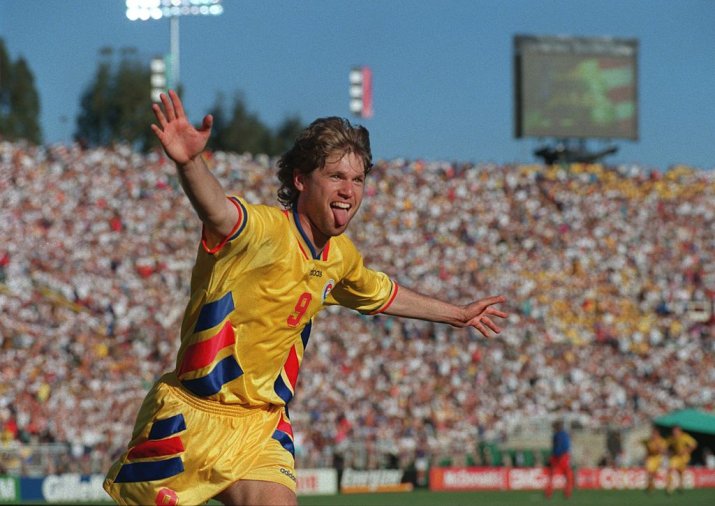 Două goluri a marcat Răducioiu pentru România la Campionatul Mondial din 1994, ambele în sfertul cu Suedia