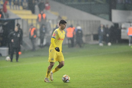 ”Ești pregătit din vară să te întorci la FCSB?” Răspunsul neașteptat dat de Alex Musi, după Hermannstadt - Petrolul 2-0