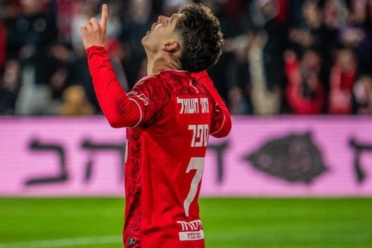 Ce fac stranierii români. Antonio Sefer, decisiv în duelul cu Adi Păun din Israel