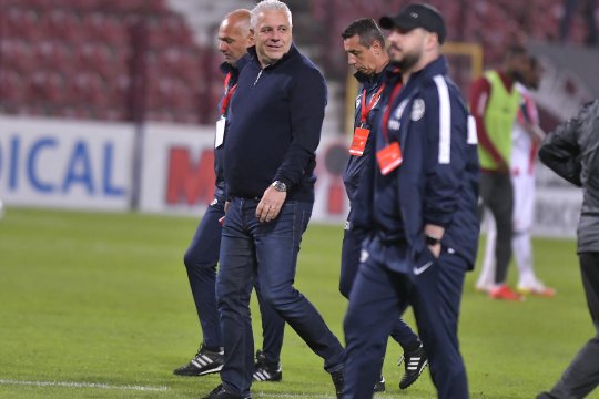 "Am fost informat că se discută cu Șumudică". Un antrenor din Superliga, aproape să își piardă postul