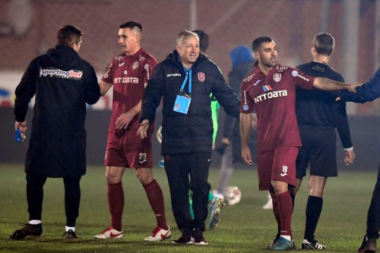 OFICIAL | CFR Cluj a anunțat cine preia banca tehnică a echipei, după demisia lui Mutu