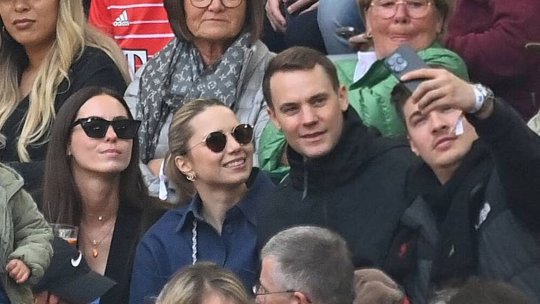Cum arată partenera lui Manuel Neuer, cu 15 ani mai tânără. Au un copil împreună