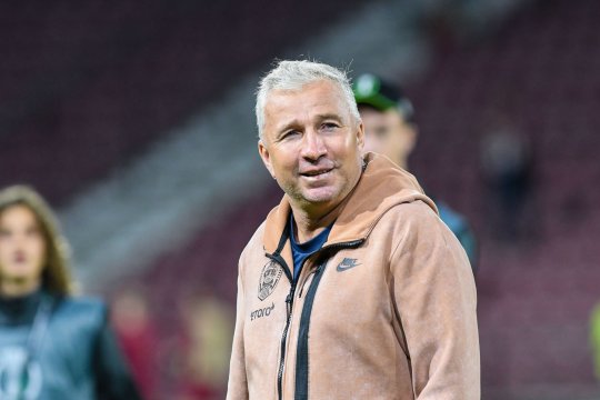 OFICIAL | Dan Petrescu, prezentare specială la CFR Cluj