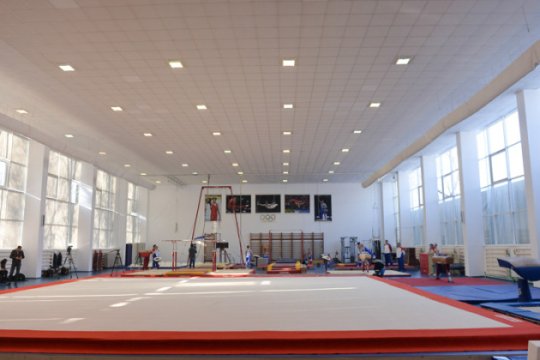 Caz uluitor. Un junior a fost bătăia de joc a colegilor în cantonamentul lotului național: ”Au început să-i strige «ungure» și să-l umilească”