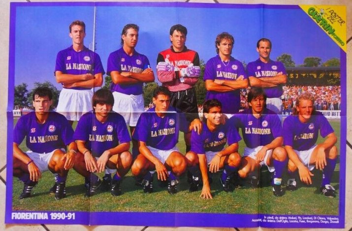 Un poster Guerin Sportivo cu un prim 11 al Fiorentinei din '90-'91. Marius e al doilea din stânga, pe rândul de jos