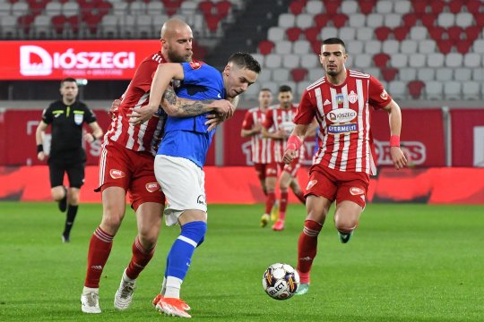 Louis Munteanu, în lacrimi la finalul meciului cu Sepsi: ”Am ratat mult, așa a fost tot sezonul. Îmi cer scuze tuturor”