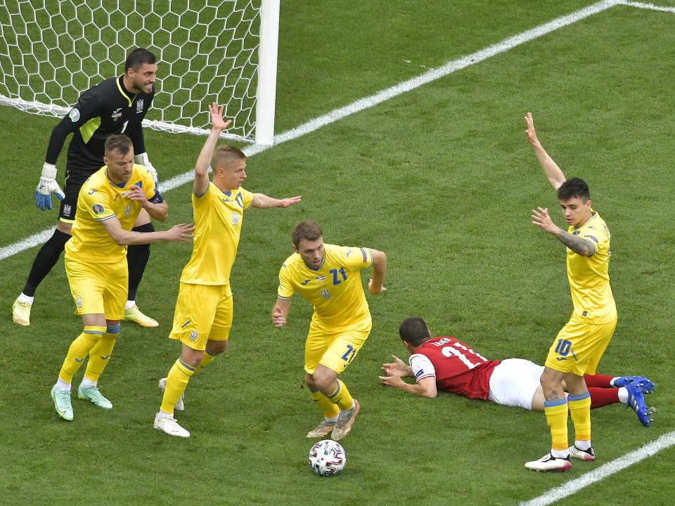 Oleksandr Zinchenko a debutat la naționala Ucrainei în anul 2015.