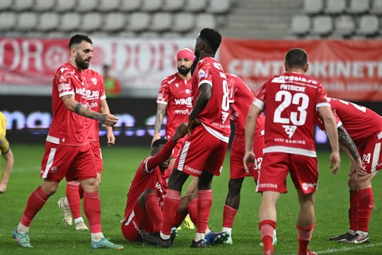 Un jucător de la Dinamo are un salariu de 15.000 de euro pe lună: ”Se plătește și atât”