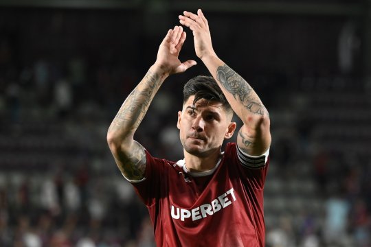 Ce a făcut Cristi Săpunaru cu tricoul cu numărul 200 pe care l-a primit înainte de Rapid - CFR Cluj