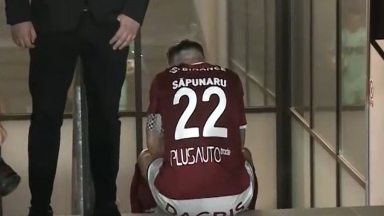 Jucătorii Rapidului, fără explicații după eșecul 1-4 cu CFR: ”În prima repriză trebuia să dăm afară 11 și să intre alți 11!” Ce le-au transmis fanii la final