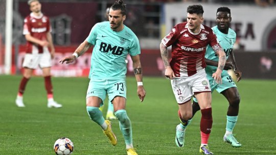 Seară neagră pentru Săpunaru. Cum a fost surprins căpitanul Rapidului la finalul duelului cu CFR. Un coechipier i-a venit alături