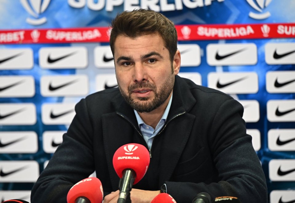 Adrian Mutu a început sezonul pe banca celor de la Neftchi Baku