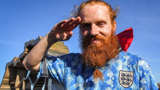 Cook, omul care nu s-a oprit în fața pistoalelor și a deșertului. Aventura colosală a lui Russell, povestită de Cristian Munteanu