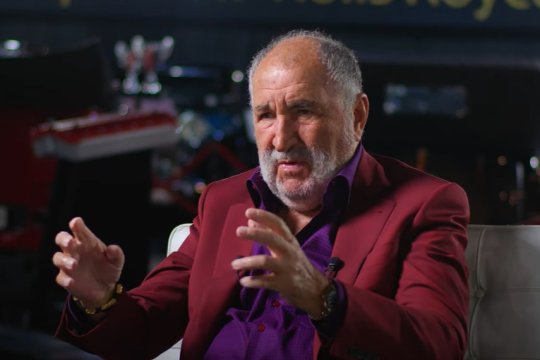 Ce a descoperit proprietarul unui spațiu închiriat de Ion Țiriac: ”Le-am vândut într-o clipită”