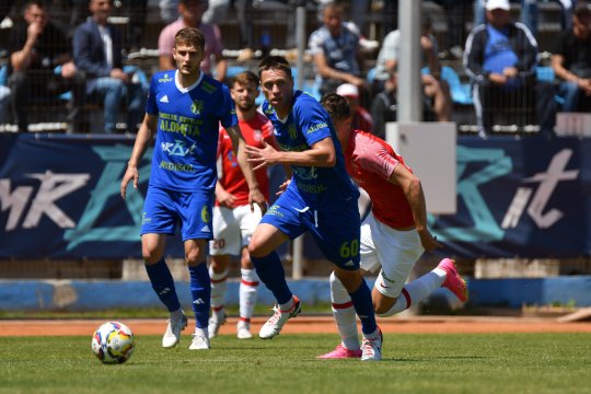 Final de sezon în Liga 2. Ce echipe au retrogradat și care sunt cluburile care vor juca barajul de promovare în Superligă