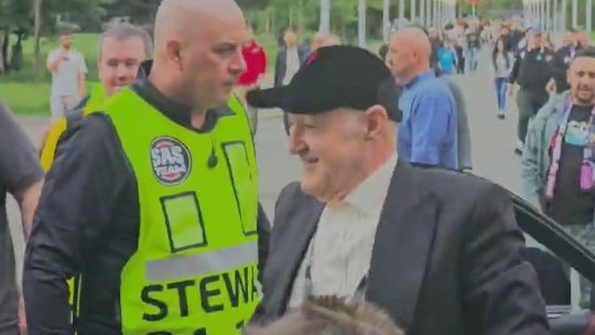 Gigi Becali a venit la FCSB - CFR Cluj! Însoțitori "surpriză" pentru omul de afaceri la sărbătorirea tilului în Liga 1