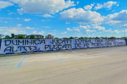 Ultrașii amenință înaintea meciului decisiv din play-out-ul Superligii: ”Jucați fotbal, altfel plecați de pe teren fără picioare"