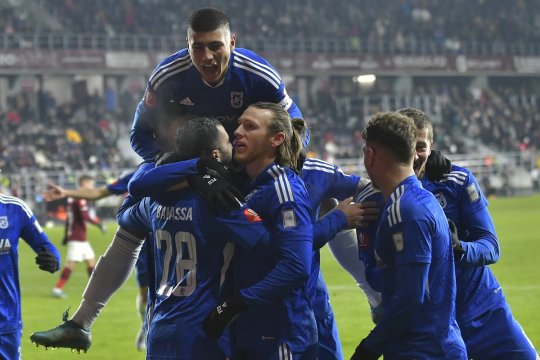 Rapid contraatacă. Giuleștenii vor să transfere doi jucători doriți și de FCSB