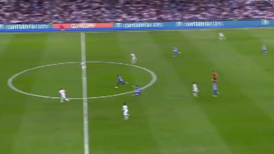 Ce nebunie a încercat Ianis Hagi cu Real Madrid! A încercat să-l imite pe "Rege" chiar pe Bernabeu