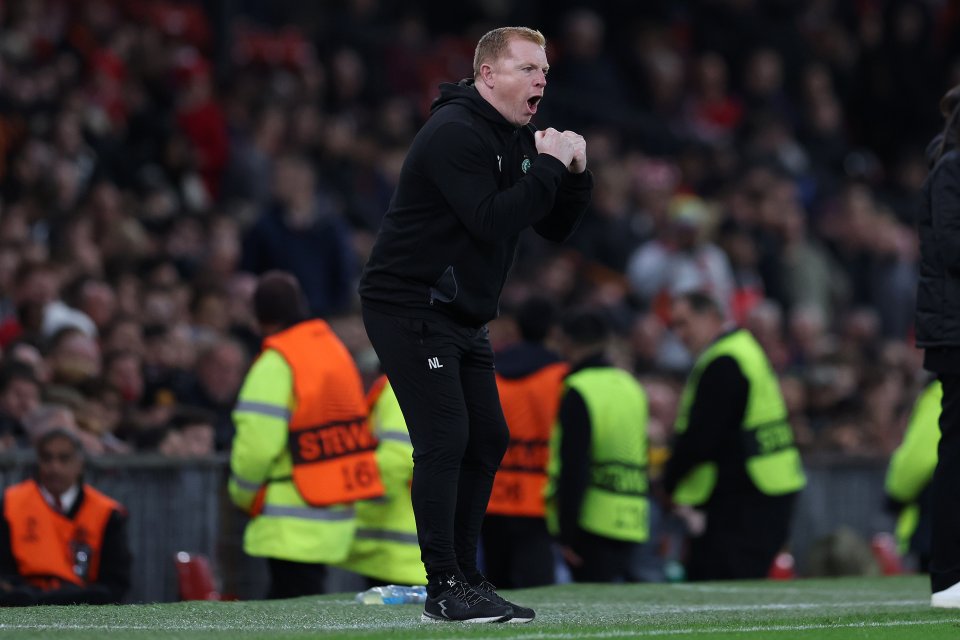 Neil Lennon, antrenorul principal al lui Omonia Nicosia la partida din Grupa E a UEFA Europa League contra lui Manchester United, stadion ”Old Trafford”, Manchester, Anglia, 13 octombrie 2022