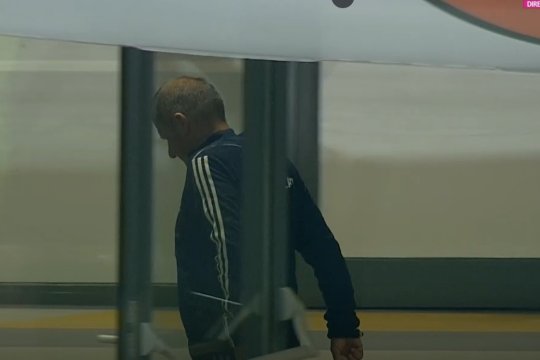 Dorinel Munteanu nu a mai rezistat! Gestul făcut la loviturile de departajare dintre Corvinul și Oțelul