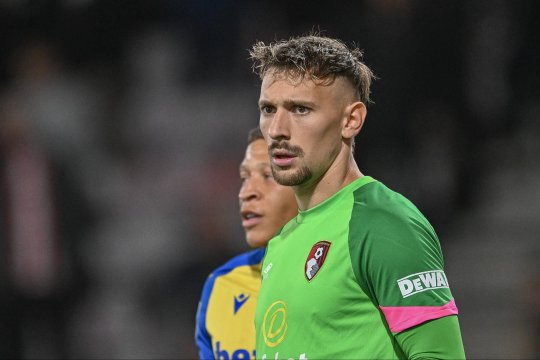 Destinație surpriză pentru Ionuț Radu. Va rămâne în Serie A și poate fi antrenat de un fost campion mondial