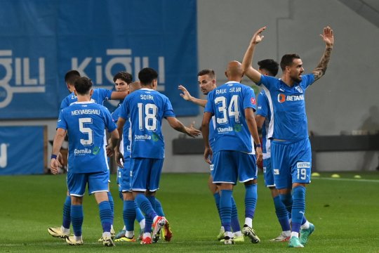 Mihai Rotaru a prins încredere după ce Universitatea Craiova a încheiat sezonul pe podium: ”Avem șanse mari să fim campioni!”