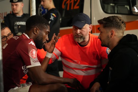 A marcat și a ieșit de pe teren accidentat! Pierdere importantă pentru Rapid în derby-ul cu FCSB