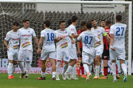 Conducătorul lui Csikszereda recunoște, chiar înaintea meciului cu Dinamo: ”Eu țin cu FCSB”
