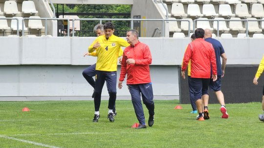 Generația de Aur a început antrenamentele pentru meciul de retragere | GALERIE FOTO