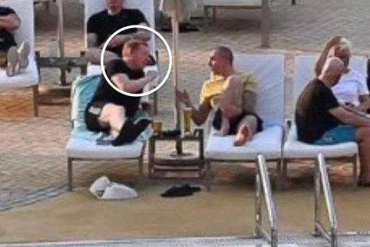 Lennon, pozat la bere cu jucătorii. Ștucan, despre “pariul riscant al lui Șucu”: “Din vestiarul lui Bolton a transpirat ideea că este un tip toxic, mult prea rigid, comod și simplist”