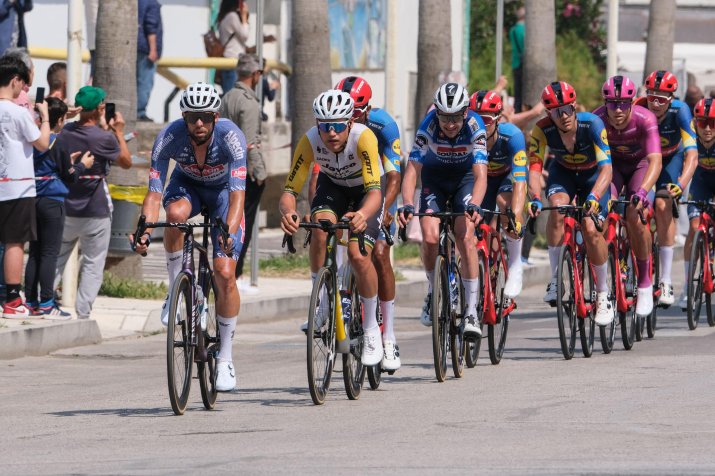 Giro d`Italia a avut prima ediție în 1909