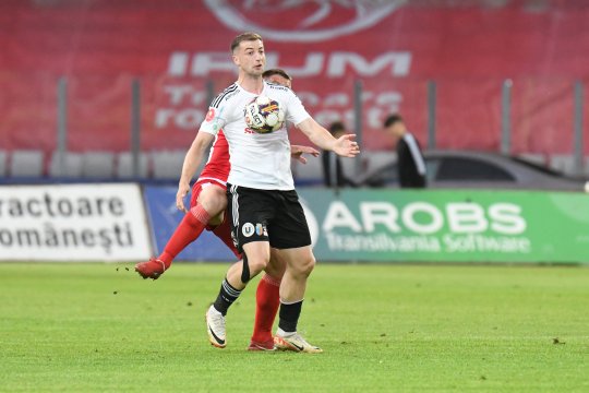 FCSB și U Cluj au bătut palma pentru transferul lui Daniel Popa. Cât achită campioana României pentru fostul jucător de la Dinamo