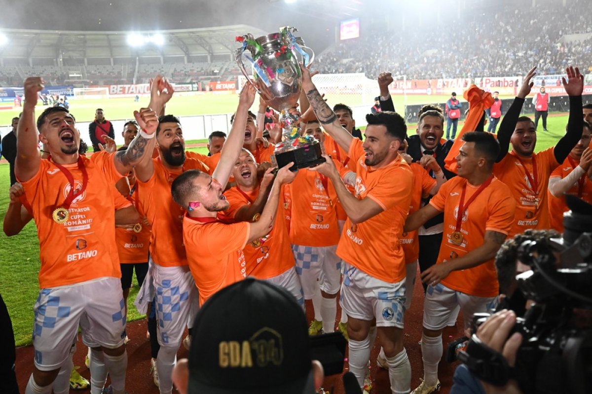 Corvinul Hunedoara încă așteaptă licența pentru Europa League