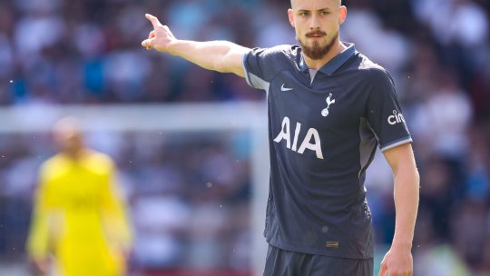 Tottenham nu renunță la Radu Drăgușin, însă are pe listă 2 fundași din Serie A! Buget de transferuri de 100.000.000 euro pentru londonezi